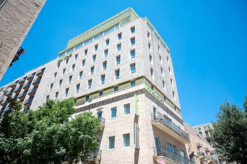 בניין מלון איביס סטיילס ירושלים במדרחוב בן יהודה